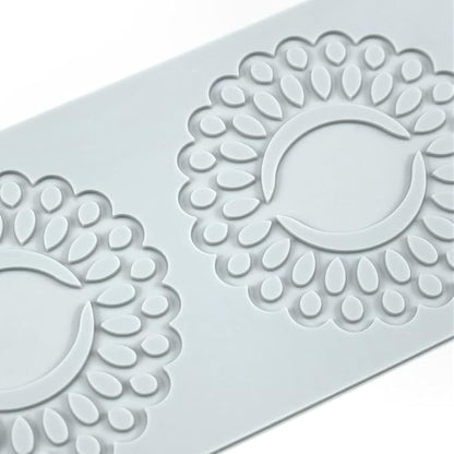 Silicone Molds 3D Hollow Leaf Chocolate Molds Honeycomb Bee Candy Mold Flower Pattern Fondant Mold Cake Topper Sugar Craft Decoration (R_Sunflower_10.08 * 3.56 * 0.08inch)