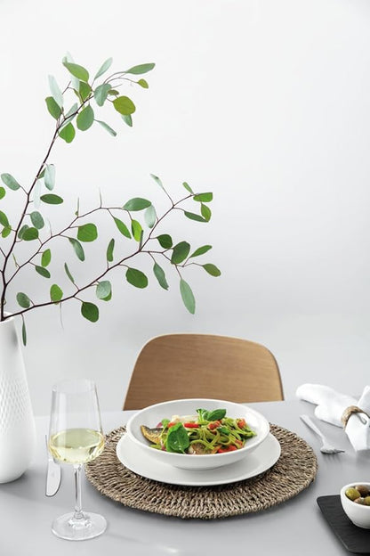 Villeroy & Boch Artesano Original 16-Piece Dinnerware Set, Service for 4, Dinner and Salad Plates, Pasta and Rice Bowls, Premium Porcelain, Made in Germany, Microwave and Dishwasher Safe, Creamy White