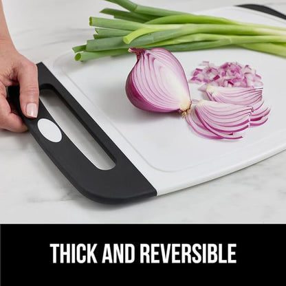 GORILLA GRIP BPA-Free Reversible Kitchen Cutting Board Set of 3, US Designed, Nonporous, Juice Grooves Catch Liquid, Slip Resistant Border, Durable Food Chopping Boards, Holiday Prep Essentials, Black