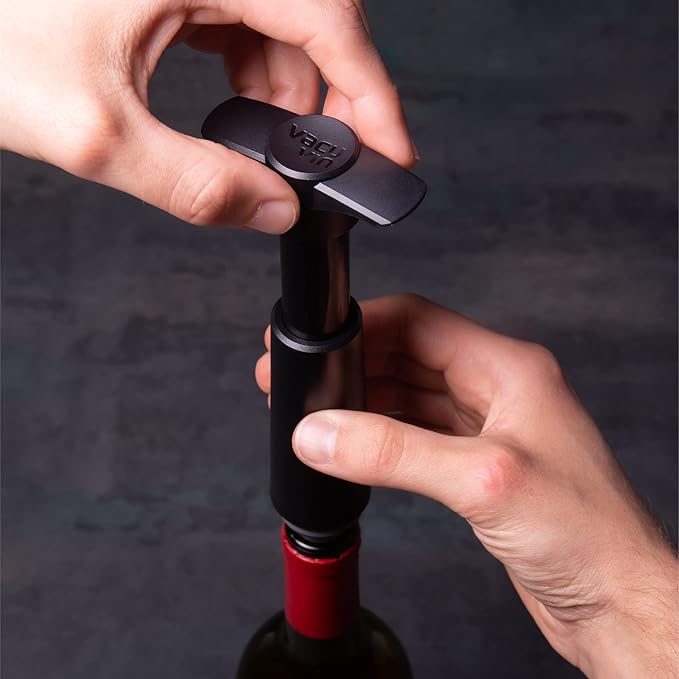 Vacu Vin Wine Saver Pump Red with Vacuum Wine Stopper - Keep Your Wine Fresh for up to 10 Days - 1 Pump 8 Stoppers - Reusable - Made in the Netherlands
