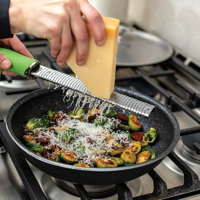 Nordic Ware Basalt Aluminum Saute Skillet, 10-Inch, Ceramic Coating