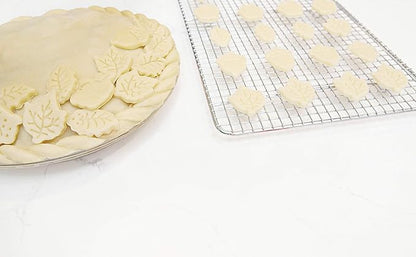 Talisman Designs Plunger Style Pie Crust Cutters, Fall Design, 4-Piece Set