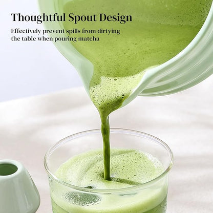 DOWAN Matcha Whisk Set, 7 Pcs Matcha Set Includes Bowl with Spout, Whisk and Holder, Bamboo Scoop and Holder, Sifter and Tea Towel - 7 Pcs Matcha Kit Gift for Lovers Beginners, Christmas (Green)