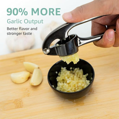 GD Black Garlic Press Crusher Mincer Tool - Stainless Steel Garlic Press, Dishwasher Safe & Rust Proof, Easy-Squeeze Garlic Crusher with Ergonomic Handle - Includes Silicone Peeler & Brush (Black)