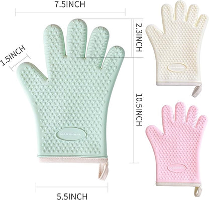 MAD SHARK Silicone Oven Mitts Heat Resistant 450 Degrees,Waterproof & Non-Slip Oven Gloves with Fingers,Cotton Lined Silicone Oven Gloves Kitchen Mitts for Baking Cooking Barbecue,Women (Green)