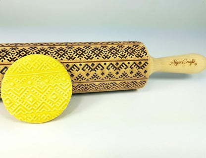 ETHNO RIBBON embossed rolling pin. Engraved dough roller with ethnical pattern for embossed cookies