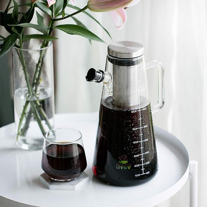 BTaT- Airtight Cold Brew Iced Coffee Maker Pitcher, 2 Liter/ 64 oz, Iced Tea Maker with Spout, Brewing Glass Carafe with Removable Stainless Steel Filter