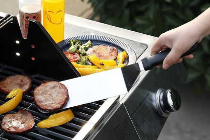 New Star Foodservice 36190 Plastic Handle Flexible Grill Turner/Spatula, 14.5-Inch, Black