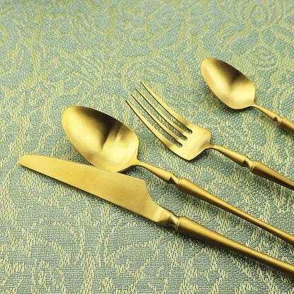 Gugrida Unique & Beautiful Flatware Set - 5 Piece Iridescent Silverware Sets | 18/10 Stainless Steel Reusable Cutlery Set | Gold Utensils Service For 1 with Dessert Fork, Knife, Spoon, Dinner Fork