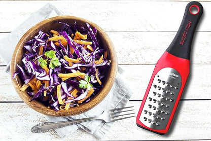 Microplane Artisan Series Cheese Grater and Zester (Extra Coarse, Red)