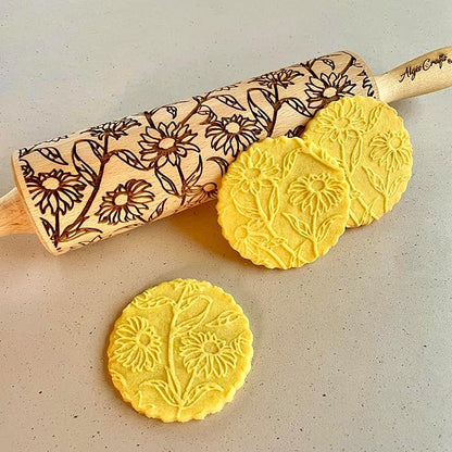 Embossing Rolling Pin GOLDEN DAISIES with Ornamental Bloom Pattern – Dough and Clay Roller for Embossed Cookies and Pottery - Cookie and Ceramic Stamp - Baking Gifts for Women by Algis Crafts