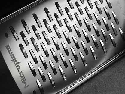 Microplane Gourmet Series Chocolate Grater (Ribbon, Black)